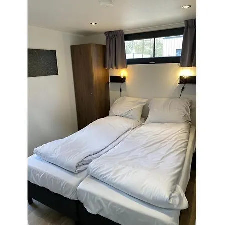 Holiday home Cube Elite Noteboom 11